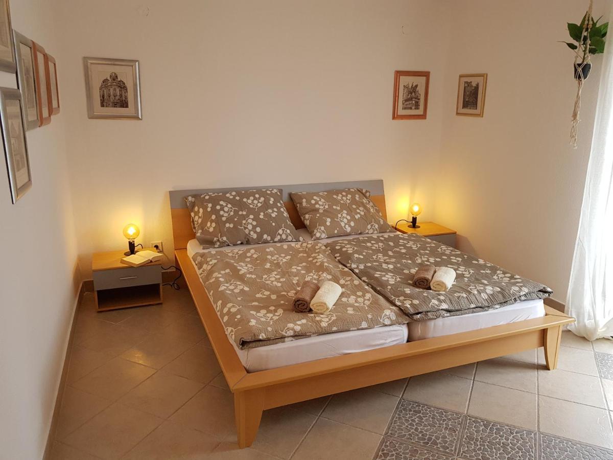 Casa Nostra II Apartment Funtana Bagian luar foto
