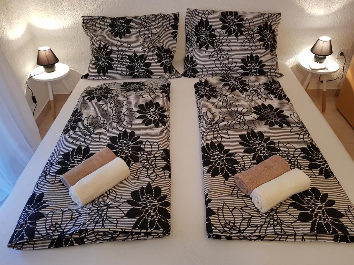 Casa Nostra II Apartment Funtana Bagian luar foto