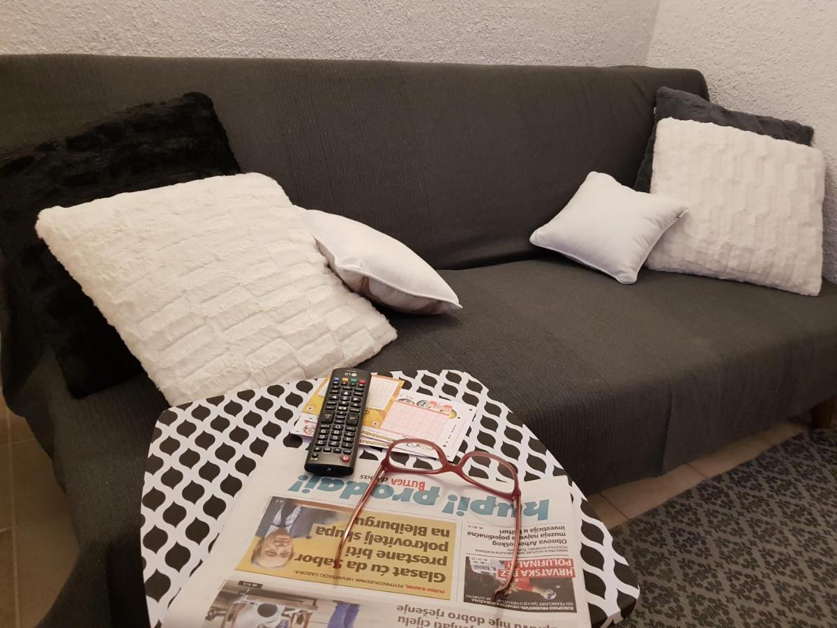 Casa Nostra II Apartment Funtana Bagian luar foto